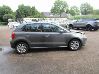 Volkswagen Polo 1.0 First Edition drs picture 8