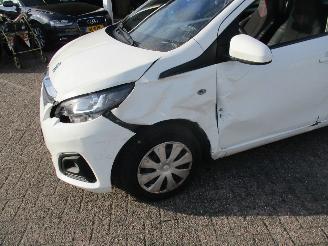 Peugeot 108 1.0 e-Vti Active Airco NAP picture 11