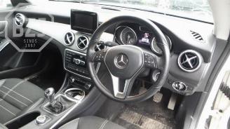 Mercedes Cla-klasse CLA (117.3), Sedan, 2013 / 2019 1.6 CLA-180 16V picture 5