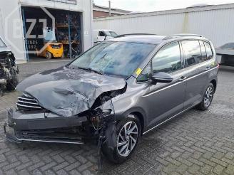 Uttjänta bilar auto Volkswagen Touran Touran (5T1), MPV, 2015 1.4 TSI 2018/8