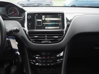 Peugeot 208 1.2 Vti active picture 17