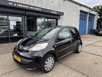 uszkodzony samochody osobowe Peugeot 107 1.0 12V AIRCO 5-DEURS 2008/10