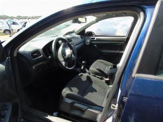 Volkswagen Golf  picture 4