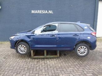 Auto da rottamare Hyundai I-30 i30 (PDEB5/PDEBB/PDEBD/PDEBE), Hatchback, 2016 1.0 T-GDI 12V 2019/8