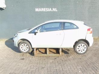 Uttjänta bilar auto Kia Rio Rio III (UB), Hatchback, 2011 / 2017 1.2 CVVT 16V 2012/2