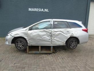 Salvage car Toyota Auris Auris Touring Sports (E18), Combi, 2013 / 2018 1.8 16V Hybrid 2015/8