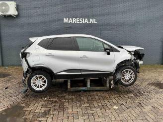 Uttjänta bilar auto Renault Captur Captur (2R), SUV, 2013 1.2 TCE 16V EDC 2016/5