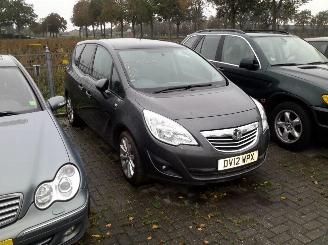 Vrakbiler auto Opel Meriva B 1.4 16v 2013/1