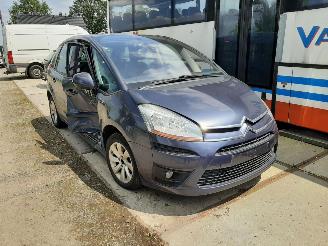 Démontage voiture Citroën C4-picasso 1.6 HDI 2010/2