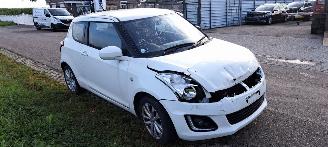 Suzuki Swift 1.2 16v picture 2