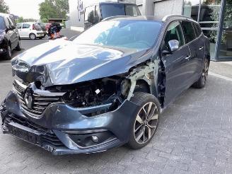 Vrakbiler auto Renault Mégane Megane IV Estate (RFBK), Combi 5-drs, 2016 1.3 TCE 140 16V 2019/3