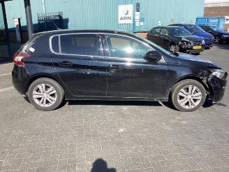 Peugeot 308 308 (L3/L8/LB/LH/LP), Hatchback 5-drs, 2013 / 2021 1.6 BlueHDi 120 picture 4