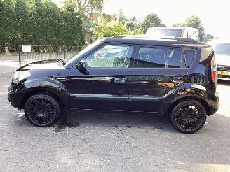 Kia Soul 1.6 X--ecutive picture 8