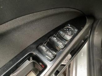 Ford Mondeo  picture 14