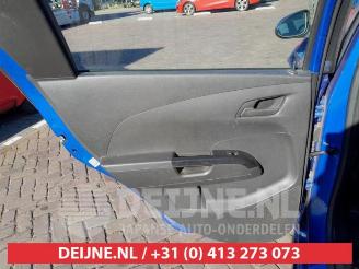 Chevrolet Aveo Aveo (300), Hatchback, 2006 / 2015 1.3 D 16V picture 12