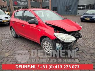 skadebil auto Hyundai I-20 i20, Hatchback, 2008 / 2015 1.2i 16V 2008/12