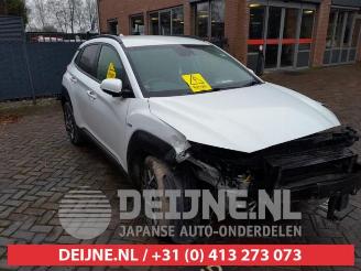 Vrakbiler auto Hyundai Kona Kona (OS), SUV, 2017 / 2023 1.6 GDi HEV 16V 2020/3