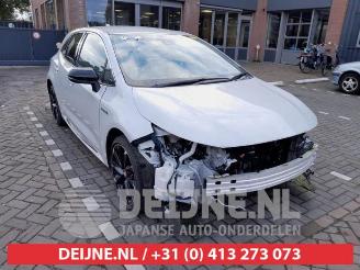 Vrakbiler auto Toyota Corolla Corolla (E21/EA1/EH1), Hatchback 5-drs, 2018 2.0 16V Hybrid 2021/6
