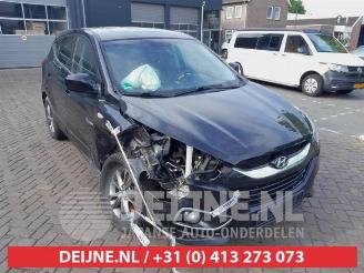 Hyundai Ix35 iX35 (LM), SUV, 2009 / 2015 1.6 GDI 16V picture 1