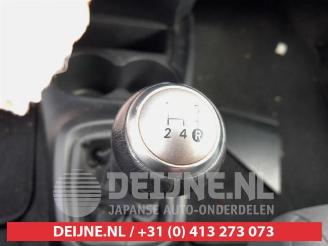Toyota Yaris Yaris III (P13), Hatchback, 2010 / 2020 1.0 12V VVT-i picture 21