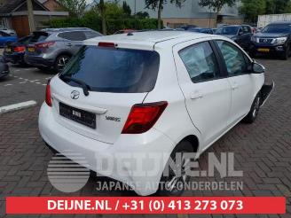 Toyota Yaris Yaris III (P13), Hatchback, 2010 / 2020 1.0 12V VVT-i picture 7