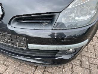 Renault Clio 1.6 16v Dynamique S picture 11