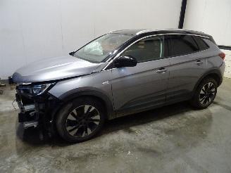 Sloopauto Opel Grandland 1.2 THP 2019/11