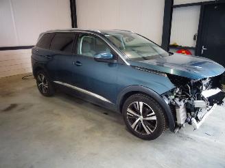 Peugeot 5008 1.2 THP picture 3