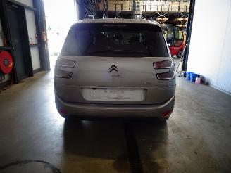 Citroën C4-picasso 1.2 THP picture 2