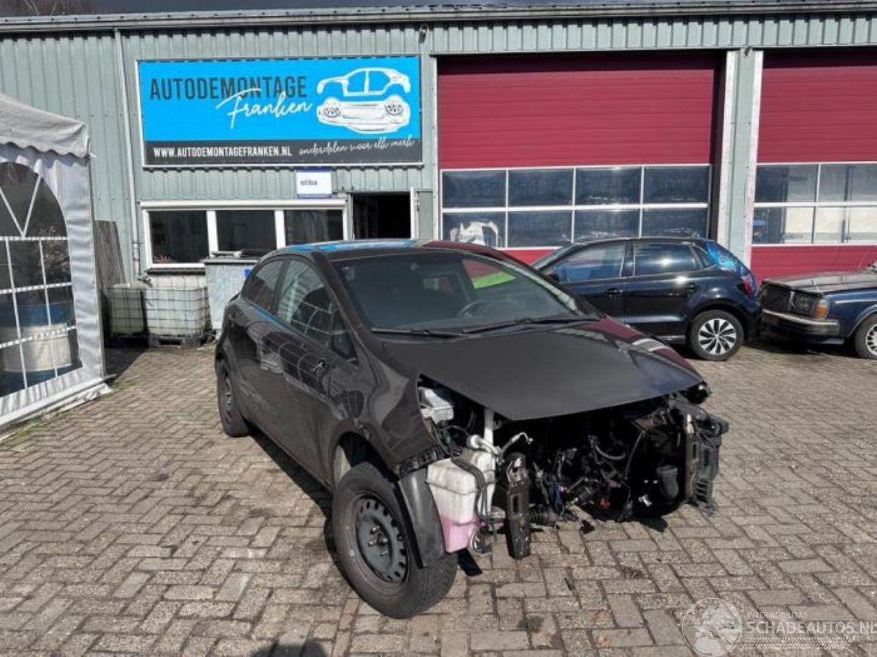 Kia Rio Rio III (UB), Hatchback, 2011 / 2017 1.1 CRDi VGT 12V