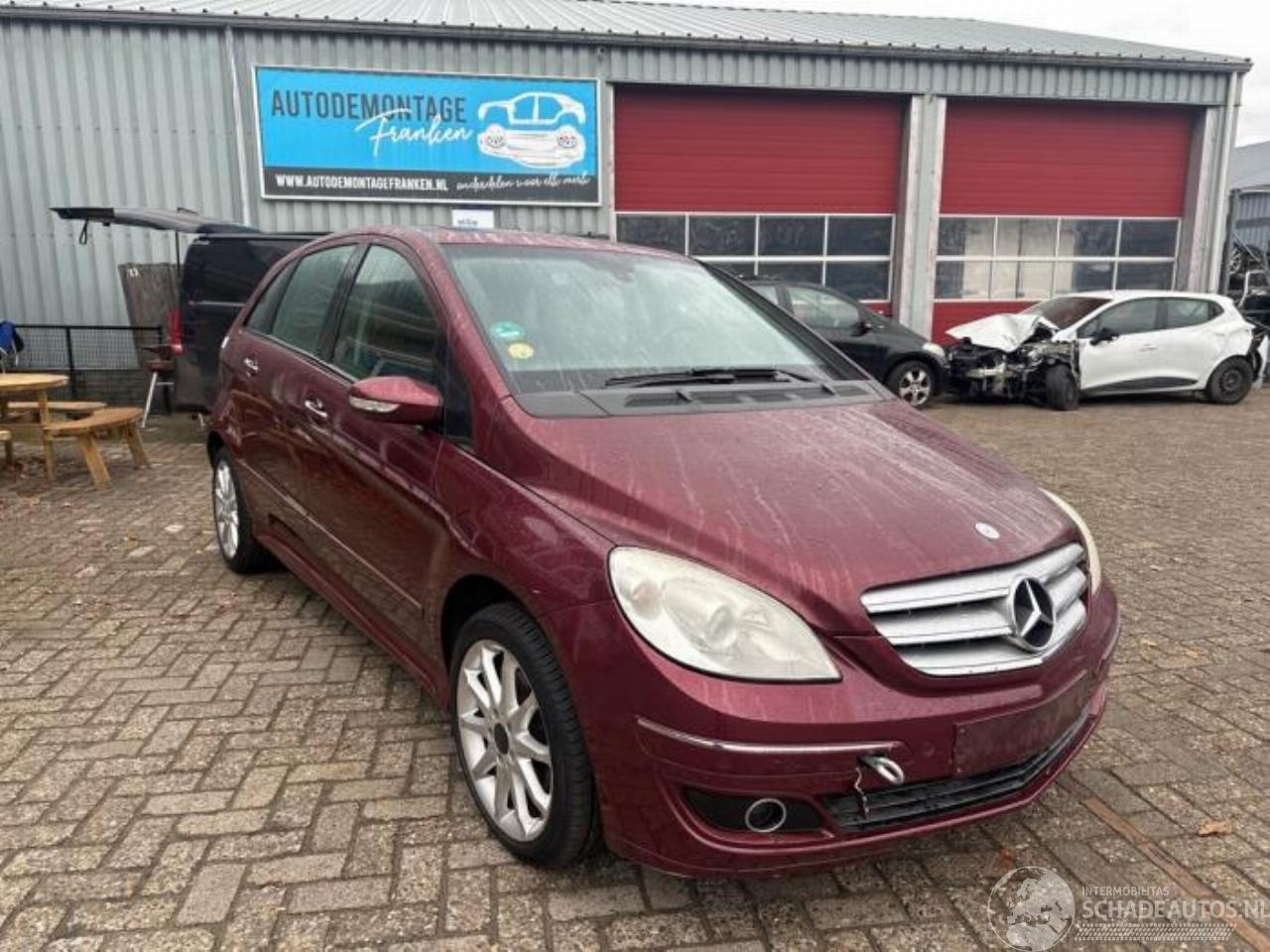 Mercedes B-klasse B (W245), Hatchback, 2005 / 2011 2.0 B-200 16V