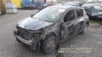 Auto da rottamare Renault Clio Clio III (BR/CR), Hatchback, 2005 / 2014 1.5 dCi FAP 2011/5