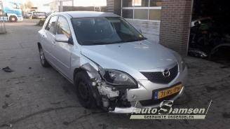 Mazda 3 3 Sport (BK), Hatchback, 2003 / 2009 1.6 CiTD 16V picture 2