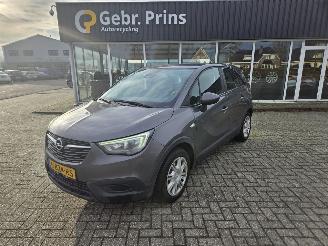 Coche accidentado Opel Crossland X 1.2 12V SUV  Benzine 1.199cc 61kW (83pk) 2019/4