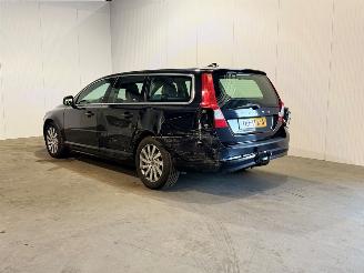 damaged passenger cars Volvo V-70 1.6 T4 Limited Edition 2012/3