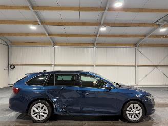 Damaged car Skoda Octavia 1.0TSI 81kW Clima Business Edittion 2021/5