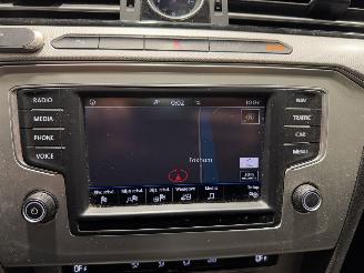 Volkswagen Passat 1.4TSI 92kW Connected Series picture 19