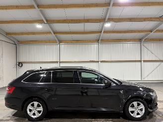 Damaged car Skoda Superb 1.5TSI 110kW Automaat ACT Business Edition 2023/7