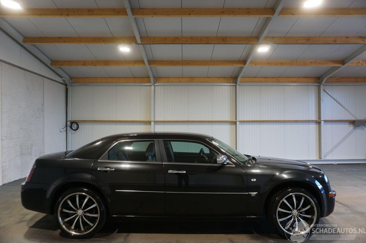 Chrysler 300 C 2.7V6 142kW Automaat Leder Airco