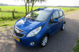 krockskadad bil auto Chevrolet Spark 1.0 16v LS Bi fuel Lpg/ Cng / Benzine  111896km nap Airco 2011/11