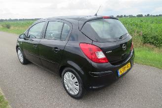 Schadeauto Opel Corsa 1.2 16V 80pk 5Drs Essentia  160.000kn  Airco [ top topstaat 2007/3