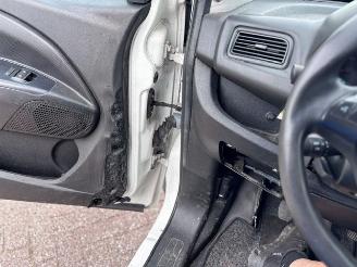 Opel Combo 1.6 CDTi L2H1 Sport picture 10