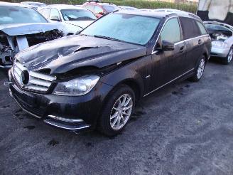 skadebil auto Mercedes C-klasse  2013/1