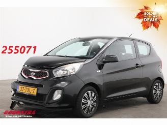 skadebil auto Kia Picanto 1.0 CVVT Comfort Pack Airco AHK 151.207 km! 2012/4