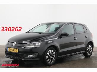 Unfallwagen Volkswagen Polo 1.4 TDI BlueMotion Navi Airco Cruise PDC AHK 2015/6
