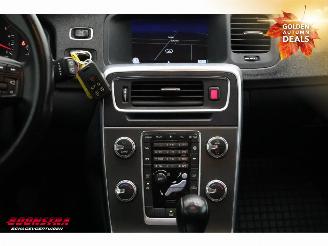 Volvo V-60 1.6 D2 Momentum Schuifdak Navi Clima Cruise PDC AHK picture 19