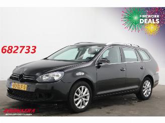 Vaurioauto  passenger cars Volkswagen Golf Variant 1.2 TSI Comfort BlueMotion Navi Clima Cruise PDC 2013/1