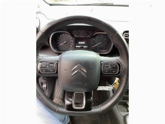 Citroën C3 Aircross C3 Aircross I (2C/2R), SUV, 2017 / 2024 1.2 e-THP PureTech 110 picture 8