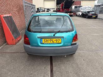 Toyota Starlet  picture 3