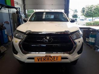 rozbiórka samochody osobowe Toyota Hilux Hilux V/VI, Pick-up, 2015 2.4 D4D-F 16V 4x4 2024/9